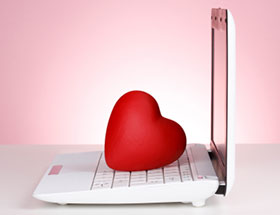 coeur sur laptop